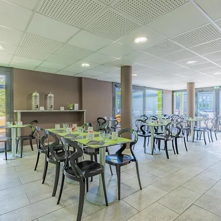 图尔舒适城市公寓酒店 公寓式酒店 图尔